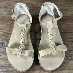 RAINBOW “Calafia Braid” Sandals Women’s Size 6 Shoes